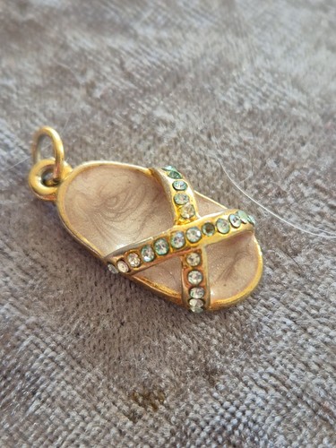 Vintage avon flip flop - vintage,