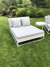 IMMACULATE LUXURY RARE DEDON ZOFA RATTAN GARDEN DAYBED & SIDE TABLE RRP £9000