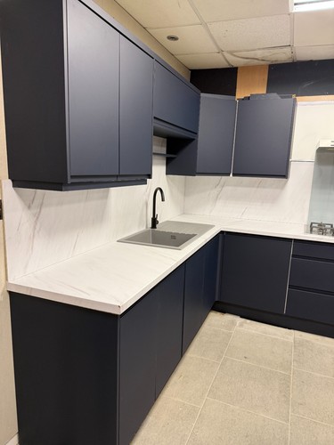 Brand new display - new, ex