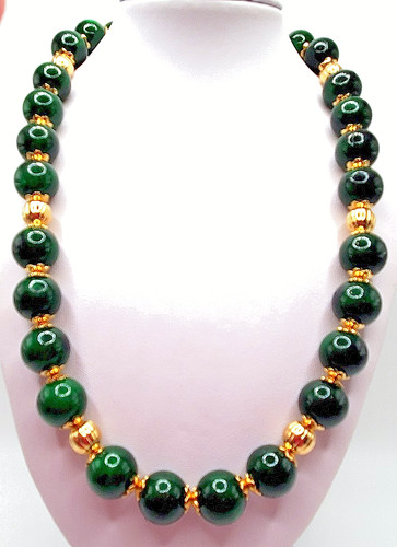 New genuine green jade - 18",