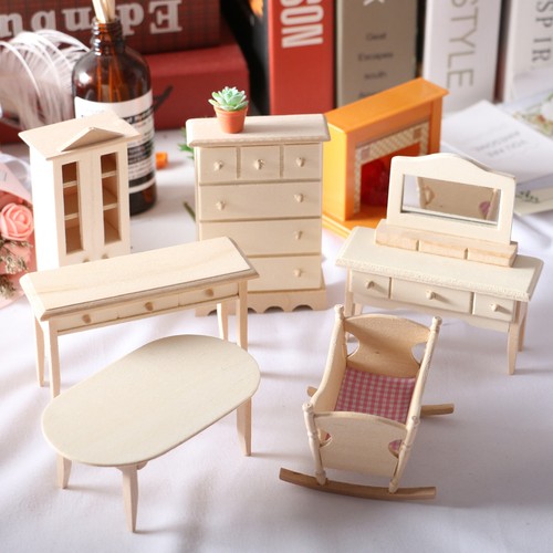 Scale dolls house - 1:12,
