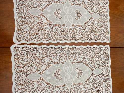 Pair vintage cream - of,