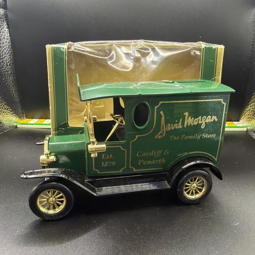 Stevelyn view van coin bank - stevelyn-,