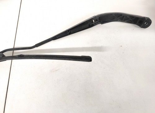 Windshield wiper blades land - blades,