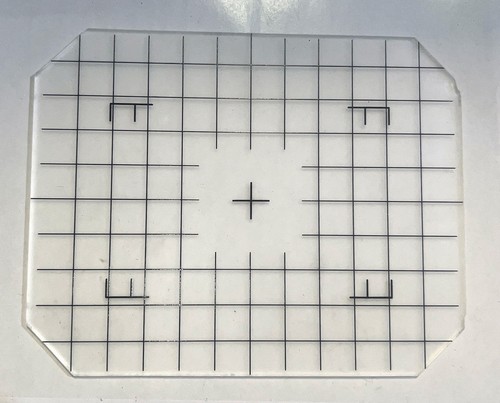 Ground glass focusing screen