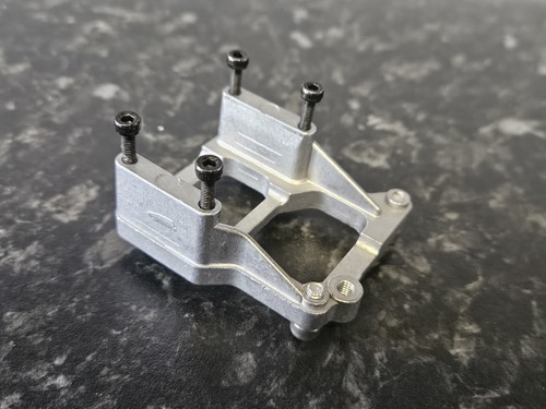 Hpi savage engine mount - hpi,