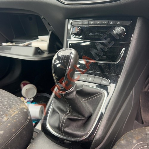 Vauxhall astra sri cdti - vauxhall,