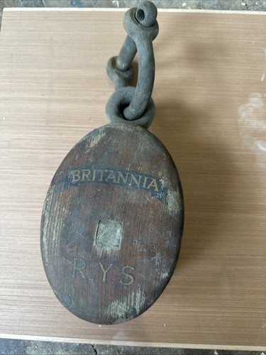 This vintage wooden - this, a