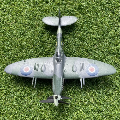 Scale plastic supermarine - scale,