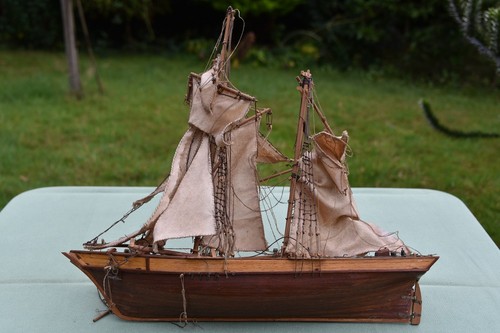 Wooden model sailing - , ship