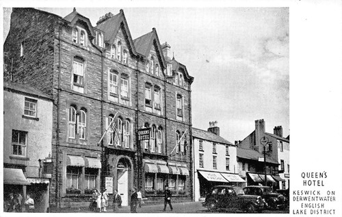 Postcard keswick queen s - , queen's