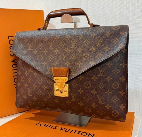 Louis vuitton monogram - louis,