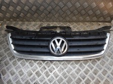 GENUINE 2003-10 VW TOURAN TDI FRONT GRILLE BADGE EMBLEM 1T0853651 (MINOR DAMAGE)