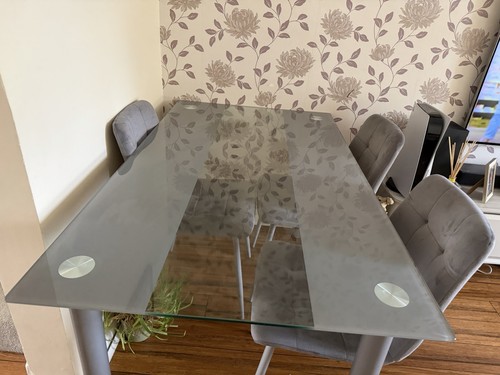 Glass dinning table with - table, 4