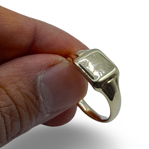 9ct gold signet ring - 9ct,