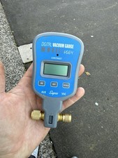 Javac VG64 Digital Vacuum