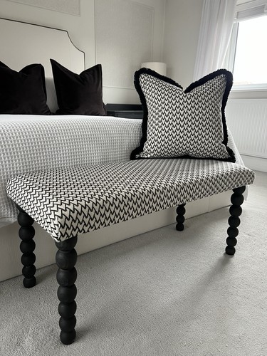 Bobbin leg upholstered bench - bobbin, /