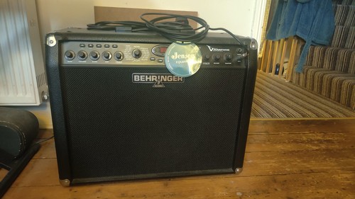 Behringer ampire lx210 - behringer, v-ampire