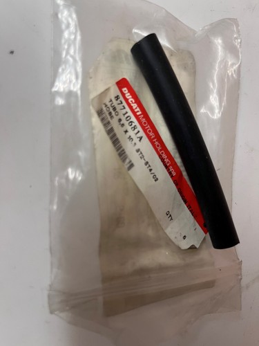 New genuine ducati monster st2 - new,