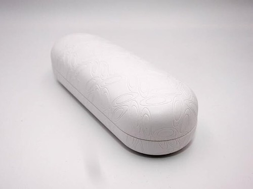 New oakley hard clamshell - oakley,