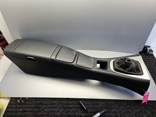 Mazda mx5 center console - center,