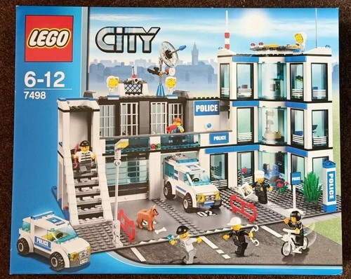 Brand new lego 7498 city - brand,