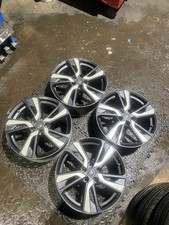 SET OF NISSAN JUKE F15