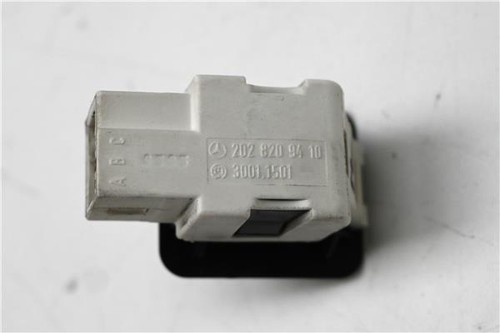 A2028209410 tailgate button - ,