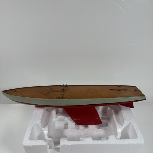 Vintage wooden pond - 27", yacht