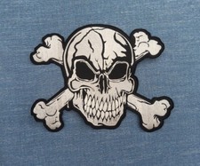 Large SKULL & BONES Back