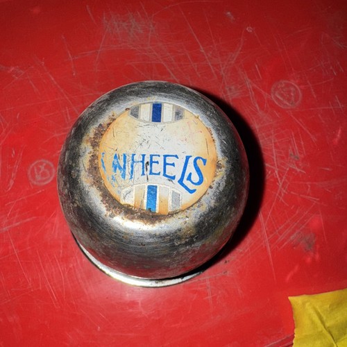 Classic hub cap - classic,