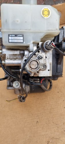 Mitsubishi abs pump - abs, mr569728