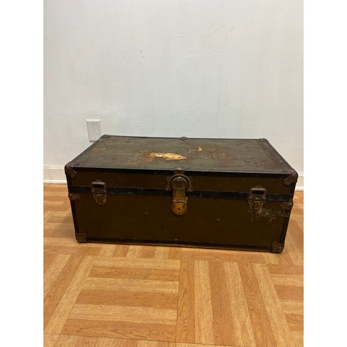 Vintage military foot locker - foot,