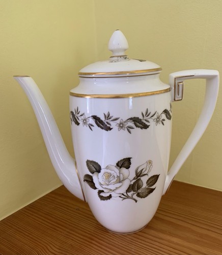 Royal worcester coffee pot - worcester,