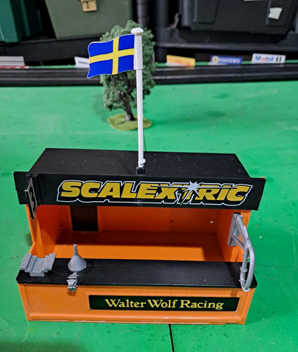 Vintage scalextric pit - vintage,