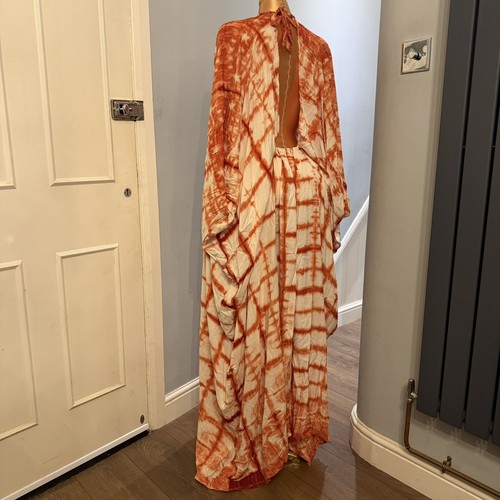 Stunning backless dera kaftan - backless,
