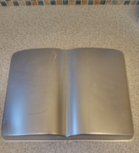 Used wilton novelty - used, book
