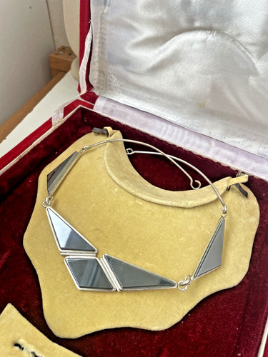 Gorgeous vintage modernist - gorgeous,