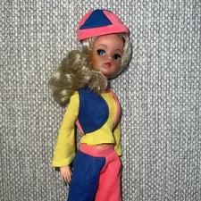 Vintage Sindy Pedigree hard head 1970s 