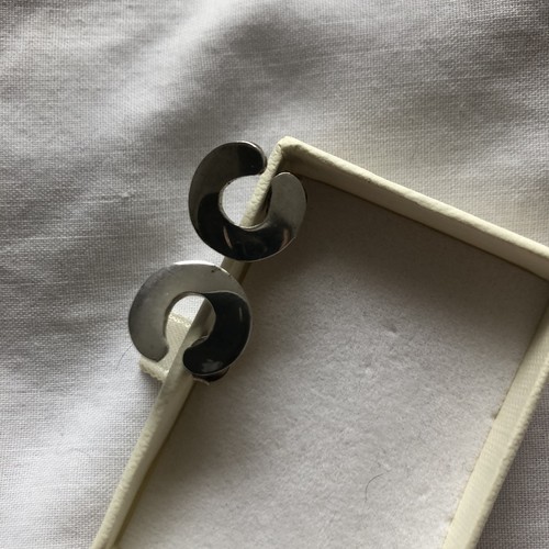 Sliver 925 stud earrings swirl - 925,