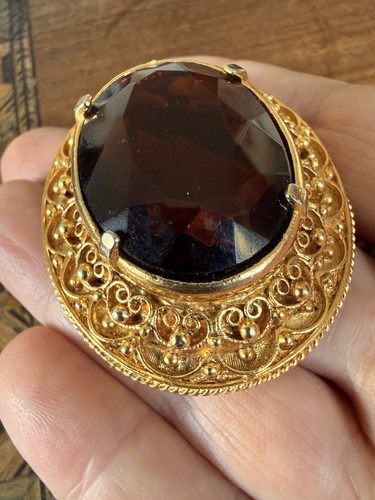 Beautiful vintage brown - brown, quartz