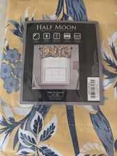​Set of 2 Lush Decor Half