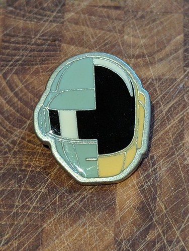 Daft punk split helmet - split, pin