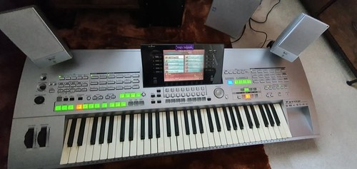 Yamaha tyros keyboard with - 1,