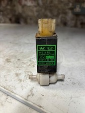 HYUNDAI i30 MK2 Windshield Washer Motor And Pump Assy 985102L100 NEW GENUINE