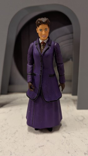 Doctor who action - , classic