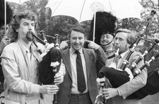 Comedian Billy Connolly plays