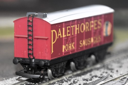 Hornby r670 010 palethorpes - hornby,