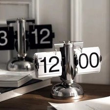 Vintage Flip Down Desk Clock