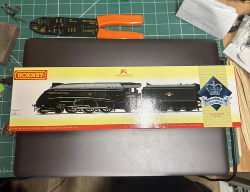 Hornby gauge r2909 - oo, union